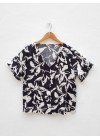Camisa de fibrana estampada con volados en mangas