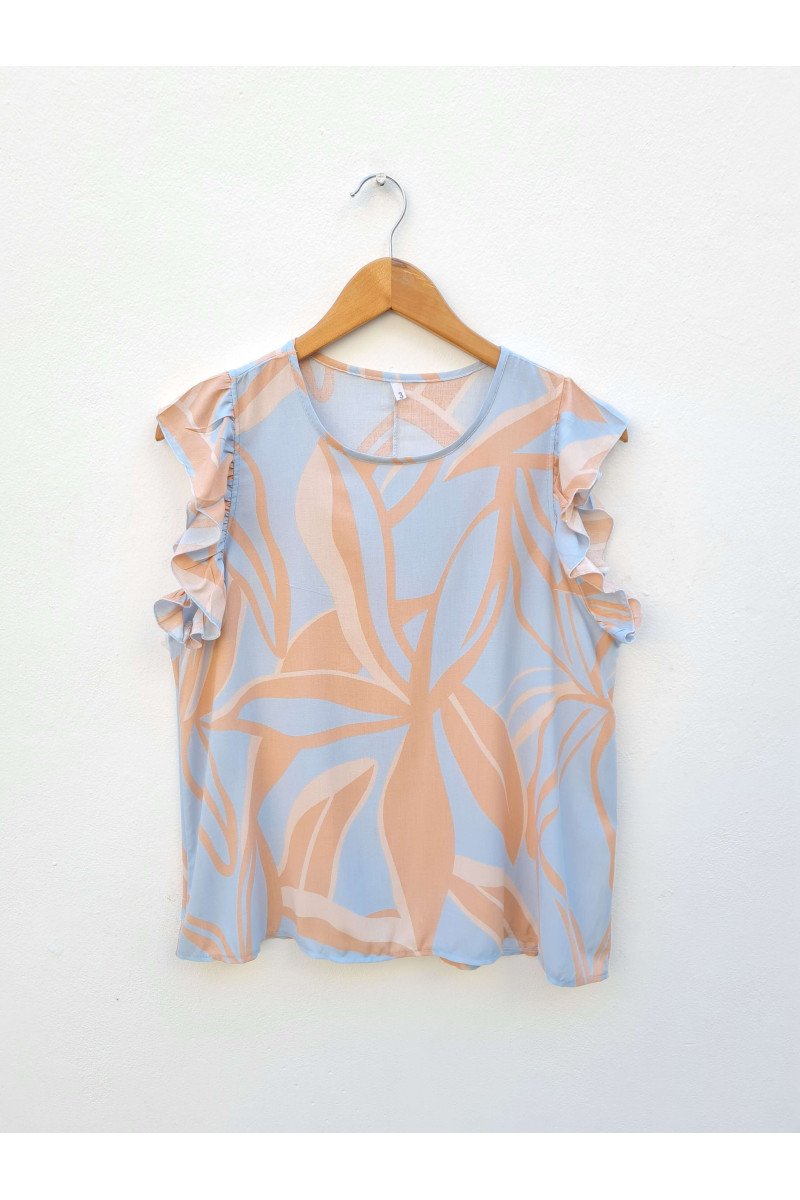 Blusa de fibrana estampada hojas con volados y rulote