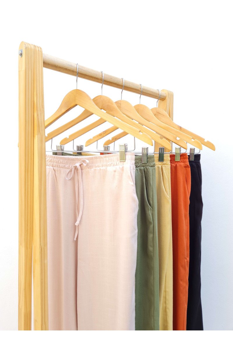 Pantalón de lino elastizado con elástico, tiras y bolsillos