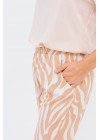 Pantalón de fibrana estampada cebra con elástico, bragueta simulada y bolsillos
