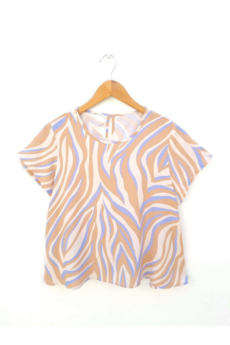 Blusa de fibrana estampada evasé con lágrima
