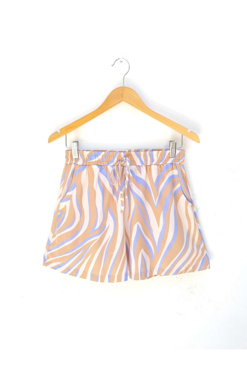 Short de fibrana estampada cebra con elástico, tiras y bolsillos