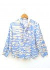 Camisa de fibrana estampada con tiras para corbata