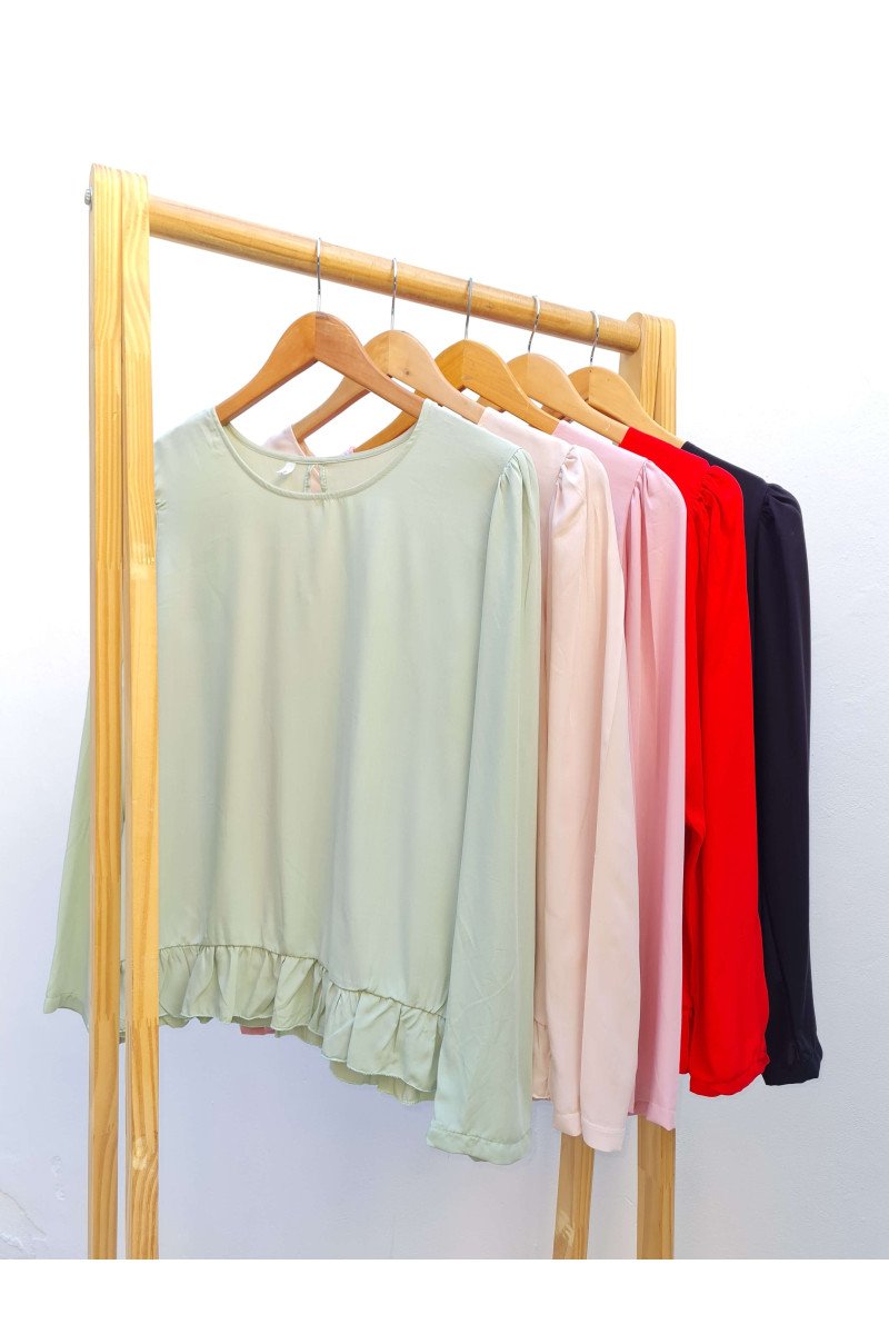Blusa de poplin manga princesa con volados en ruedo y lágrima