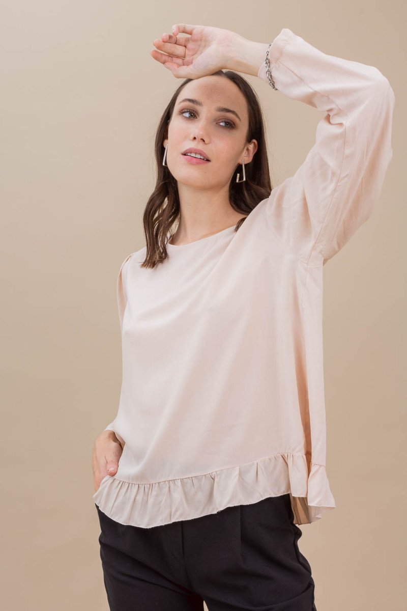 Blusa de poplin manga princesa con volados en ruedo y lágrima