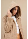 Campera de corderito con capucha y bolsillos