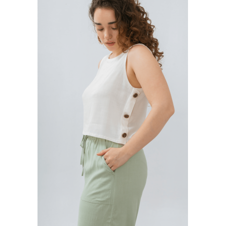 Musculosa de lino con cartera falsa y botones simil metálico