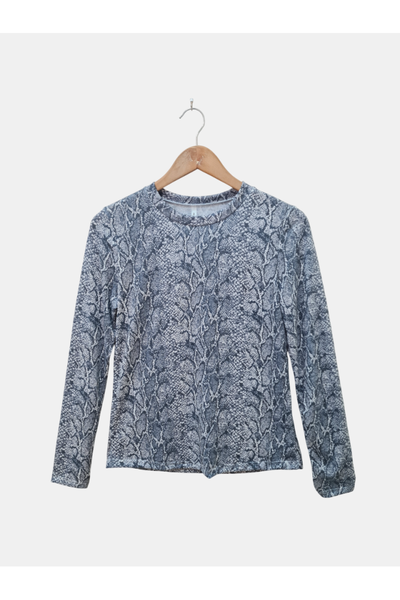 Remera de lanilla sublimada animal print