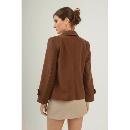 Tapado de velour corto, forrado, presilla en puños y bolsillos
