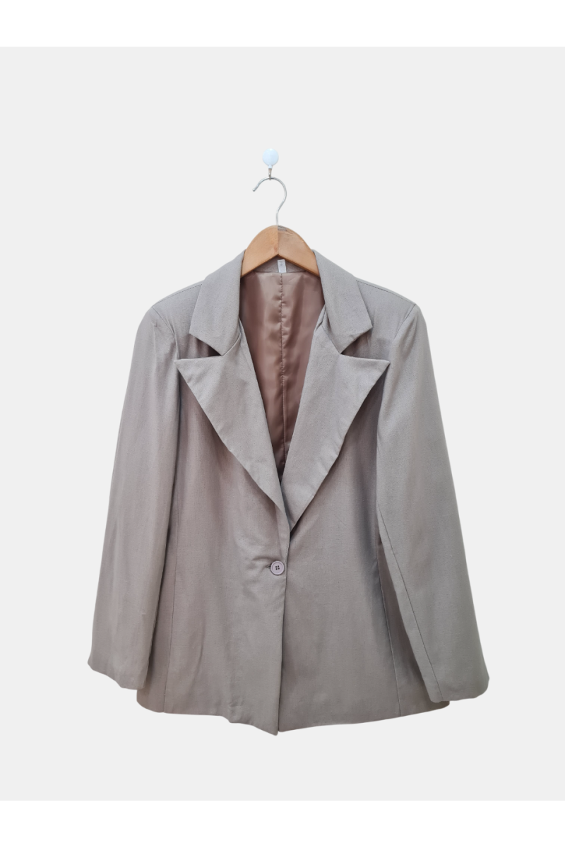 Blazer de lino sastrero oversize forrado con hombreras y recorte dior