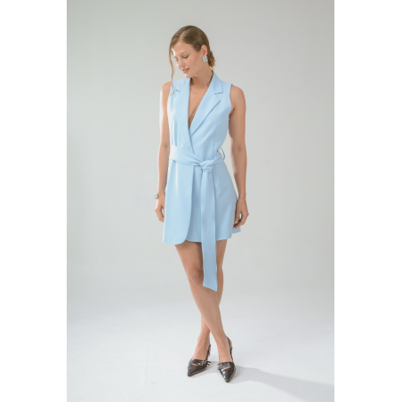 Chaleco vestido sastrero premium forrado con solapas cruzadas, pinzas y lazo
