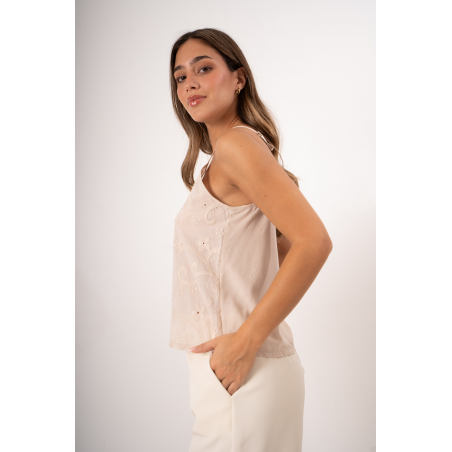 Musculosa de broderie evasé con escote en "V"