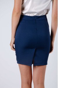 Falda sastrera clásica recta con pinzas, cierre y tajo