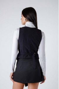 Chaleco sastrero premium forrado con tiras, hebilla y bolsillos