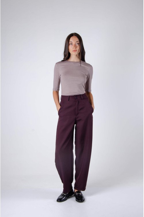 Pantalón sastrero balloon con presillas, pinzas traseras y bolsillos