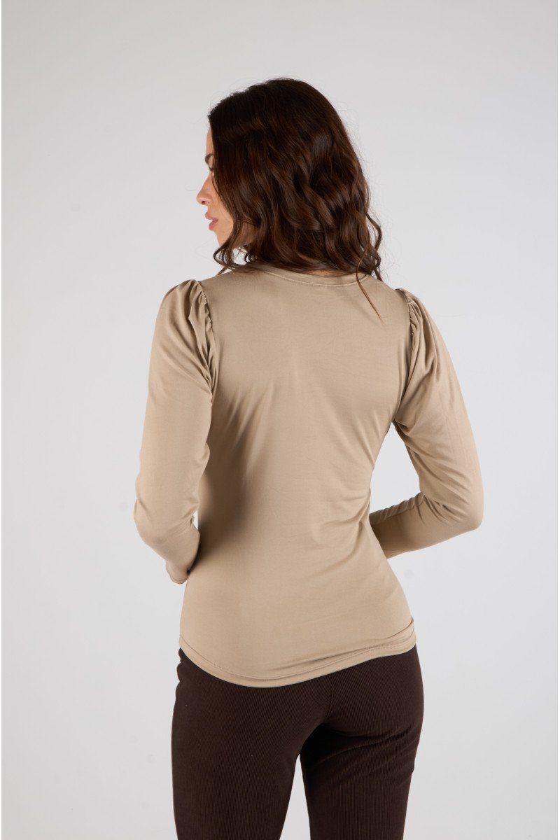 Remera de modal soft manga princesa