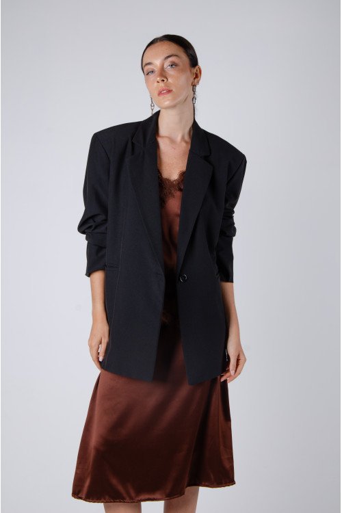 Blazer sastrero premium oversize forrado con hombreras, bolsillos y tajo