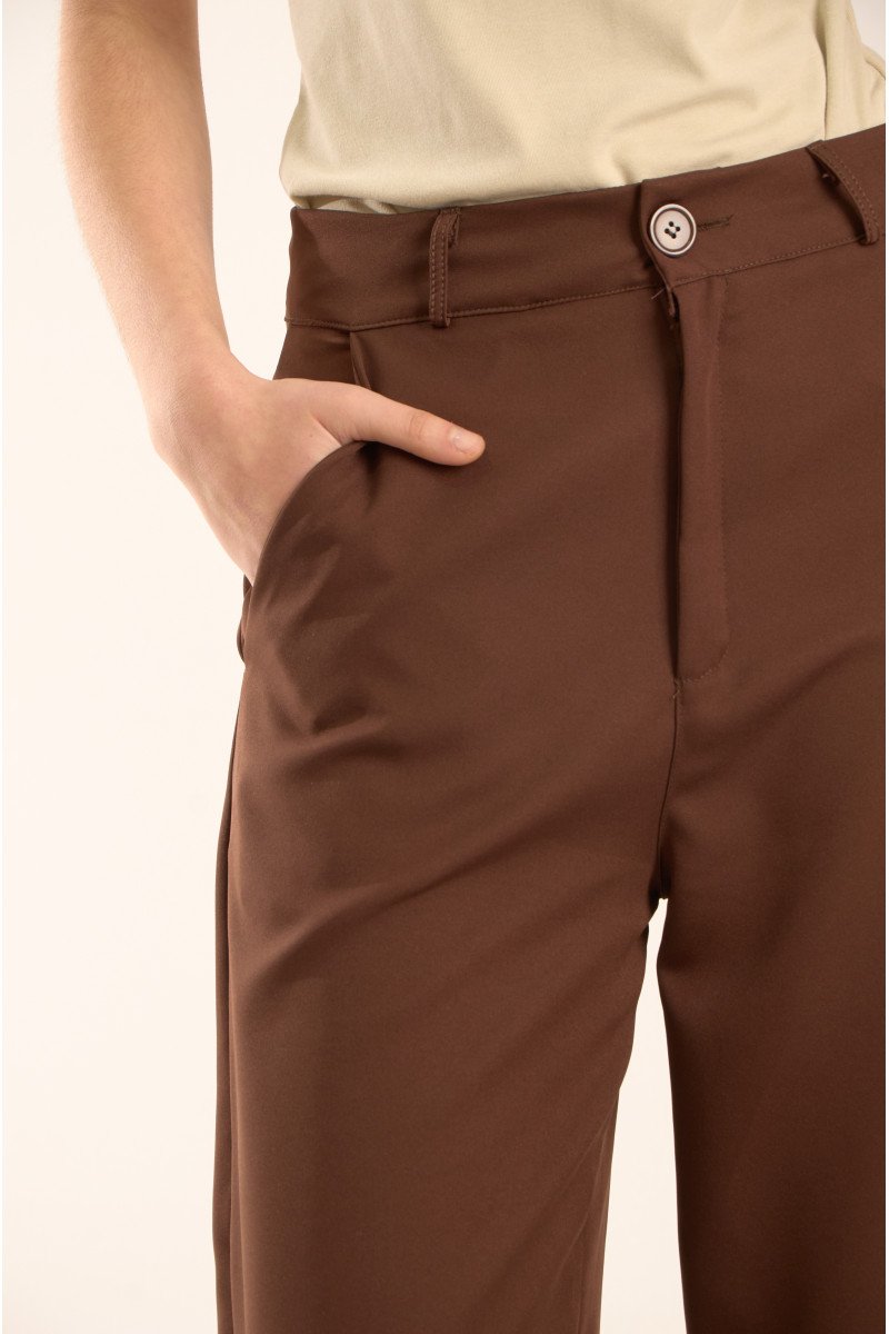 Pantalón sastrero balloon con presillas, pinzas traseras y bolsillos